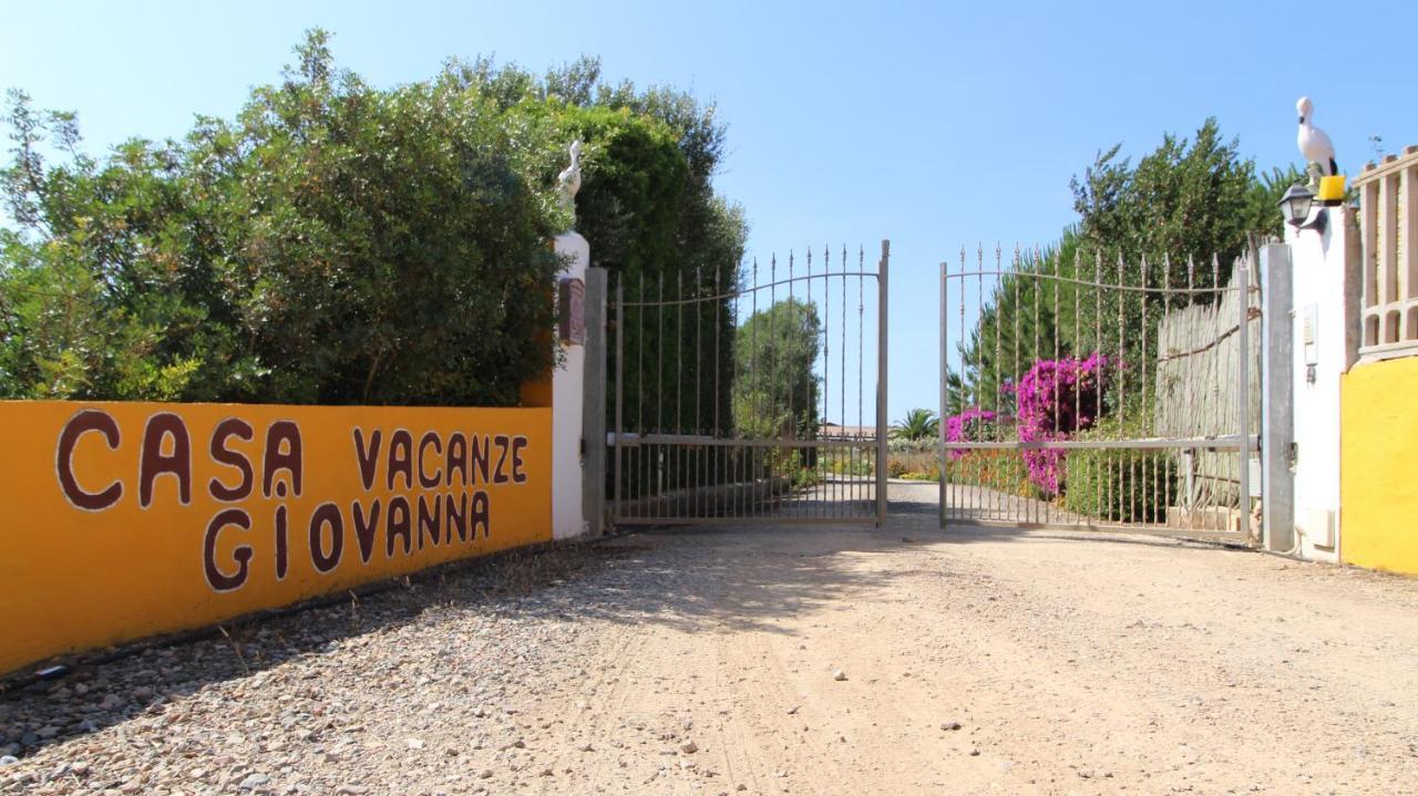 Casa Vacanze Giovanna Sant'Anna Arresi Exterior photo