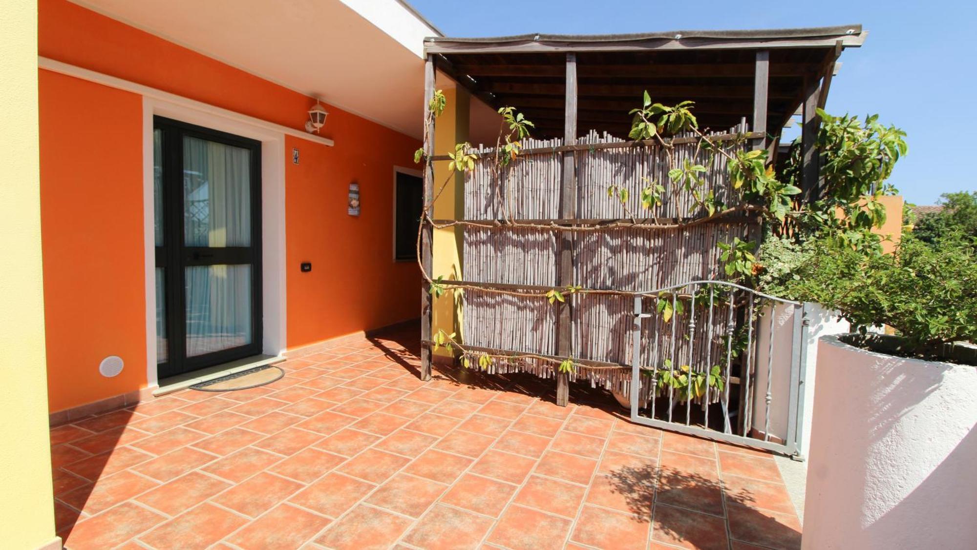 Casa Vacanze Giovanna Sant'Anna Arresi Exterior photo